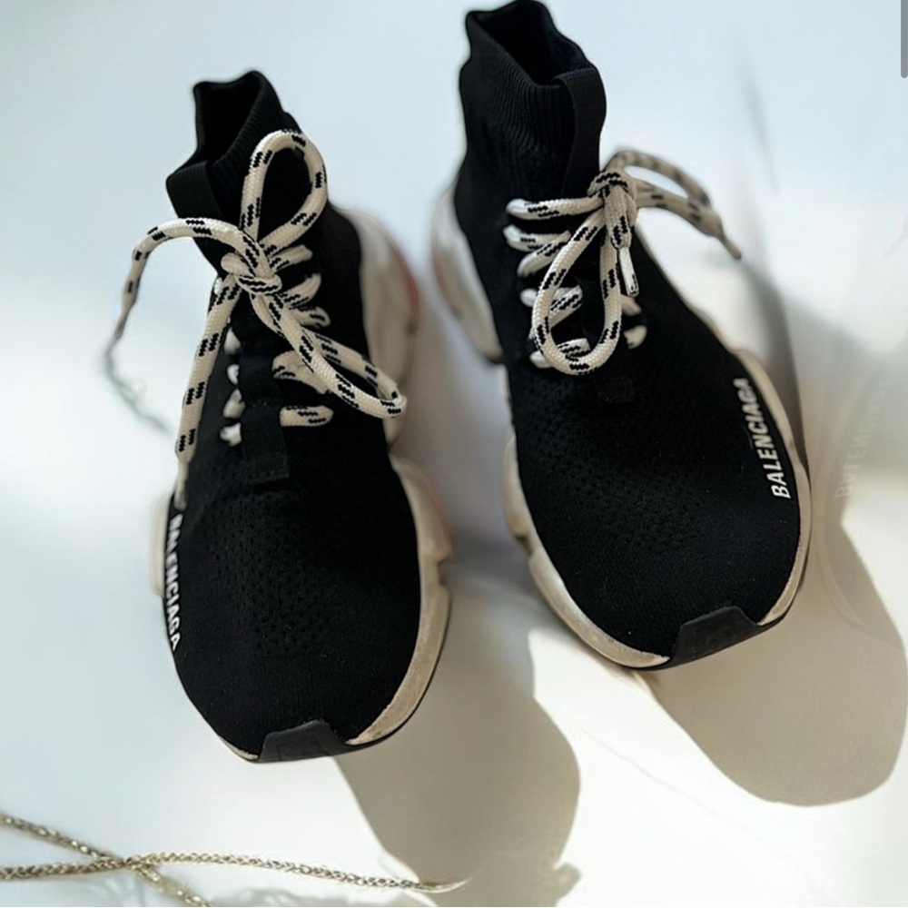 Balenciaga Speed Trainer 2.0 in Black White and Red